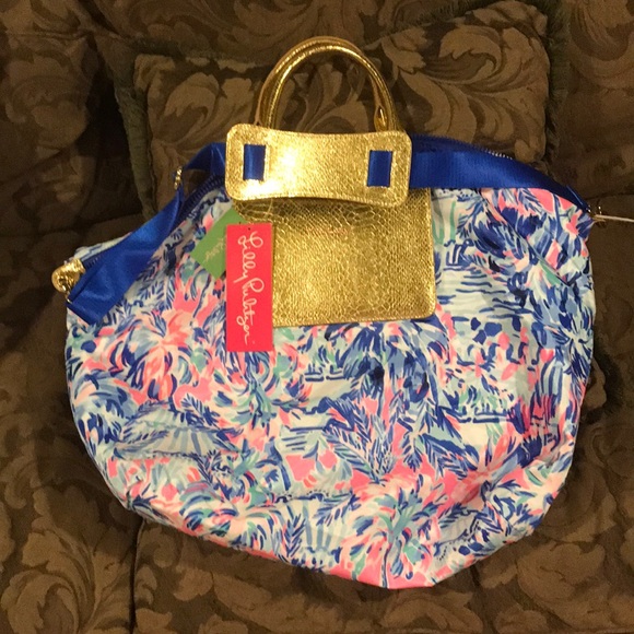 Lilly Pulitzer Handbags - Lilly Pulitzer Packable Escape Weekender